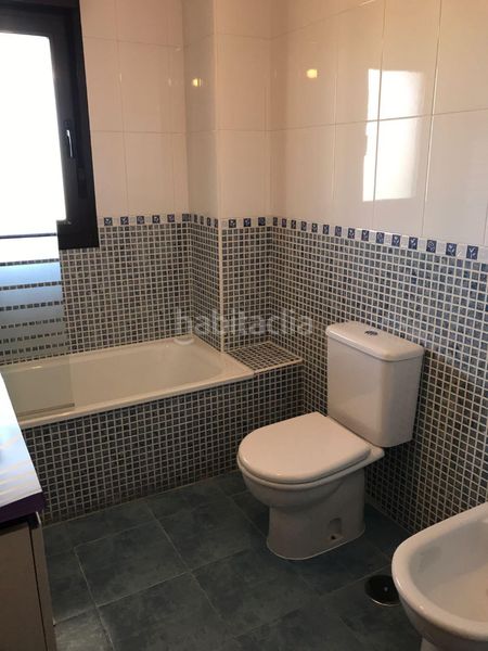 Foto ceec38a8-ebdf-4970-b1a8-0b61a151e554. Pis amb calefacció piscina a El Quiñón Seseña