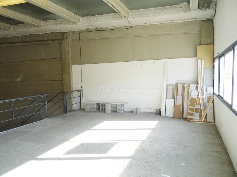 Foto 2604b1d6-8b3d-4aa0-b40e-67b536aef0d2. Location bâtiment à usage industriel dans Las Castañeras - Bulevar Arroyomolinos