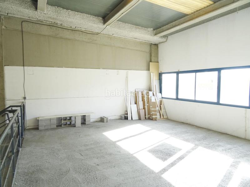 Foto e05d6b09-2c2d-4020-9233-50bf97b21602. Location bâtiment à usage industriel dans Las Castañeras - Bulevar Arroyomolinos