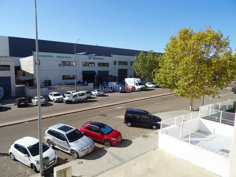 Foto 4365525a-2d51-46cd-8ec9-3b0e6632bb8d. Rent industrial building in Las Castañeras - Bulevar Arroyomolinos