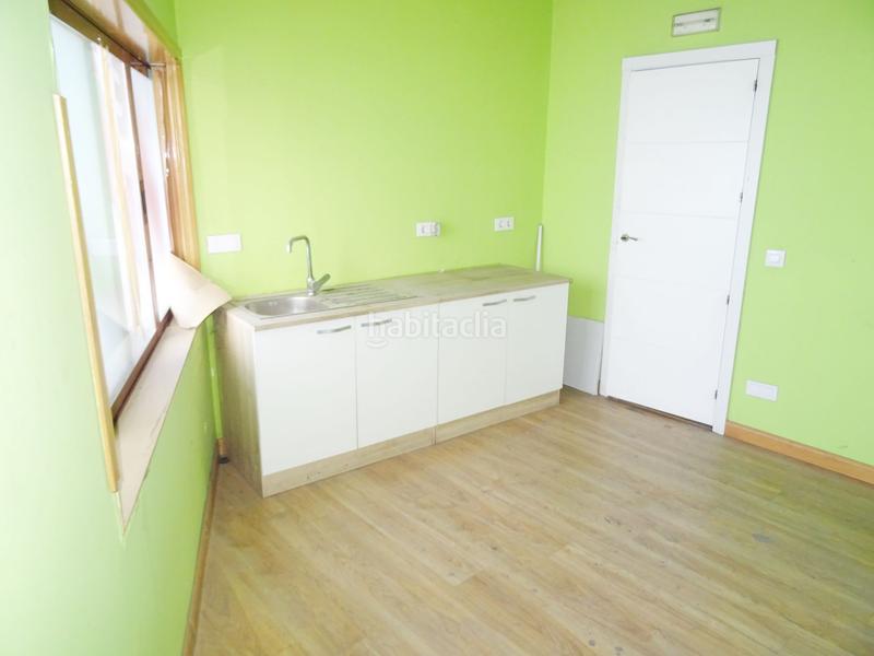 Foto 158b8c62-cc67-4f97-a773-729367c37934. Rent industrial building in Las Castañeras - Bulevar Arroyomolinos