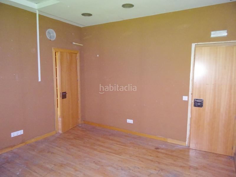 Foto 8c3d8e55-4394-45c3-9ba6-5173176f3ba3. Rent industrial building in Las Castañeras - Bulevar Arroyomolinos