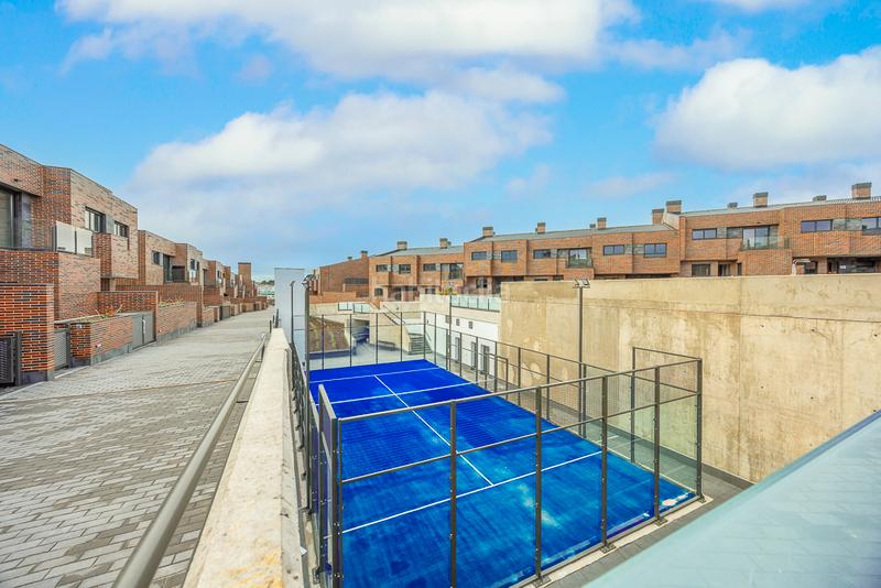 Foto 5588e1c2-6da7-4b49-88c6-95d0d1911179. Chalet en calle francisco pizarro 18b las fuentes de Valenoso en Boadilla del Monte