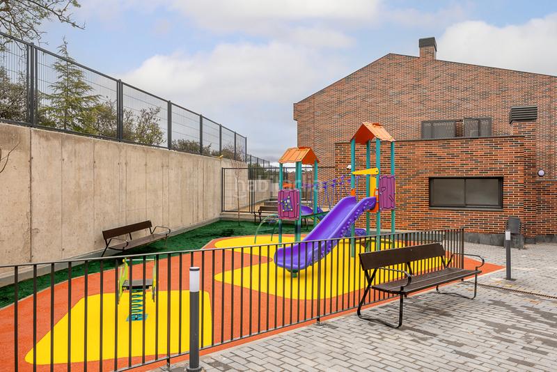 Foto a895b4da-bea9-4976-a11e-667e69fd4f91. Chalet en calle francisco pizarro 18b las fuentes de Valenoso en Boadilla del Monte