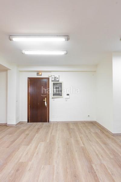 Foto 4219bfe6-7da8-4684-936f-d0f576892e4d. Geschäftsraum in Palos de Moguer Madrid