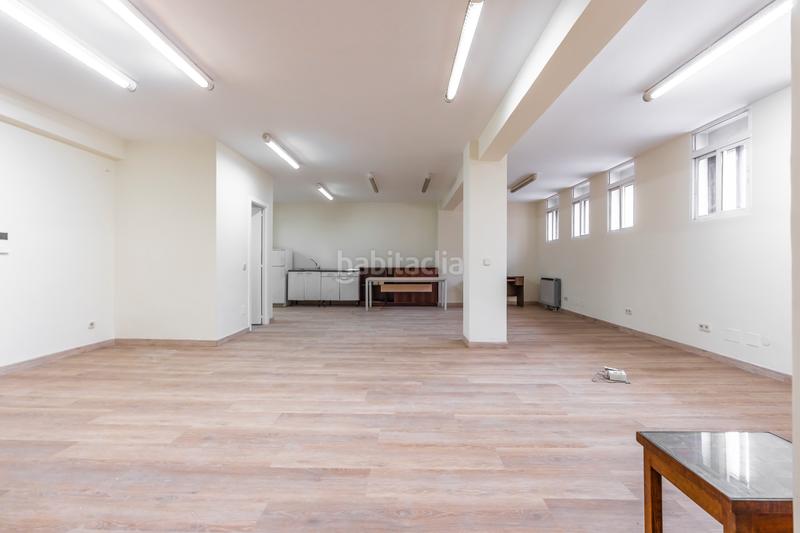 Foto 7a110833-ecac-432b-92f4-608d39930276. Geschäftsraum in Palos de Moguer Madrid