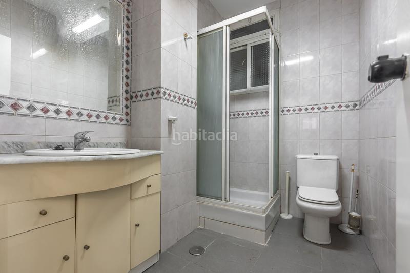 Foto c09f008d-33cc-4084-b188-2c281ea7c0fe. Geschäftsraum in Palos de Moguer Madrid