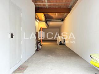 Local commercial à Llefià. Oportunidad en la zona