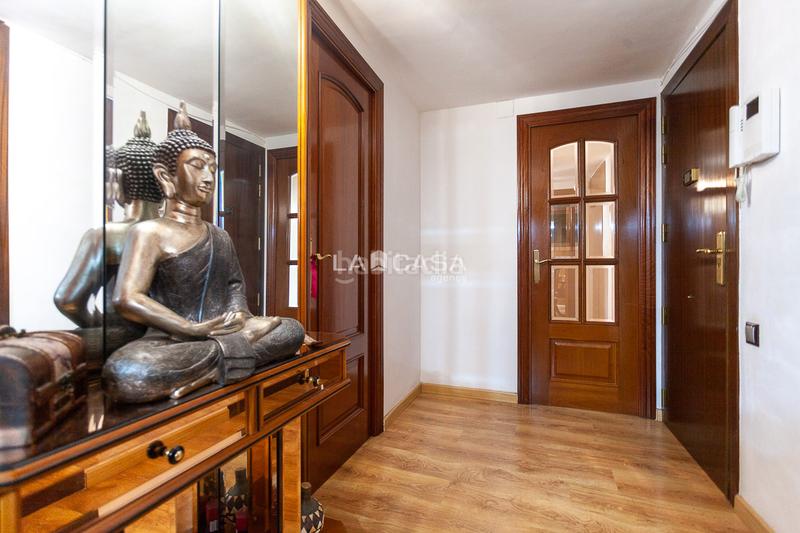 Foto 308d2c86-cc06-48e9-9641-828c9aa52421. Piso  en venta en Pubilla Cases en Pubilla Cases Hospitalet de Llobregat (L´)