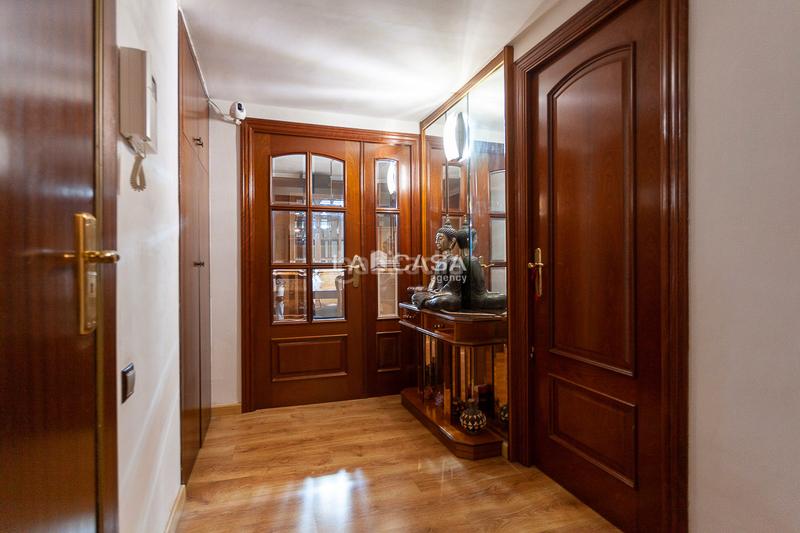 Foto 37ca9df6-d984-4b55-8c70-9cbf03fae916. Piso  en venta en Pubilla Cases en Pubilla Cases Hospitalet de Llobregat (L´)