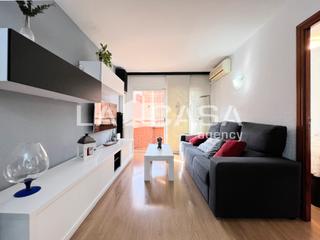 Etagenwohnung in Llefi. Calefaccin, aire acondicionado, parquet, balcon, garaje