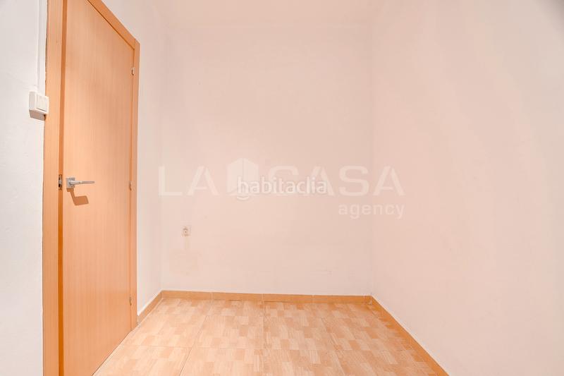 Foto 50f390fb-b551-4df3-8599-9da8c8d94c1c. Appartamento in El Besòs Sant Adrià de Besòs