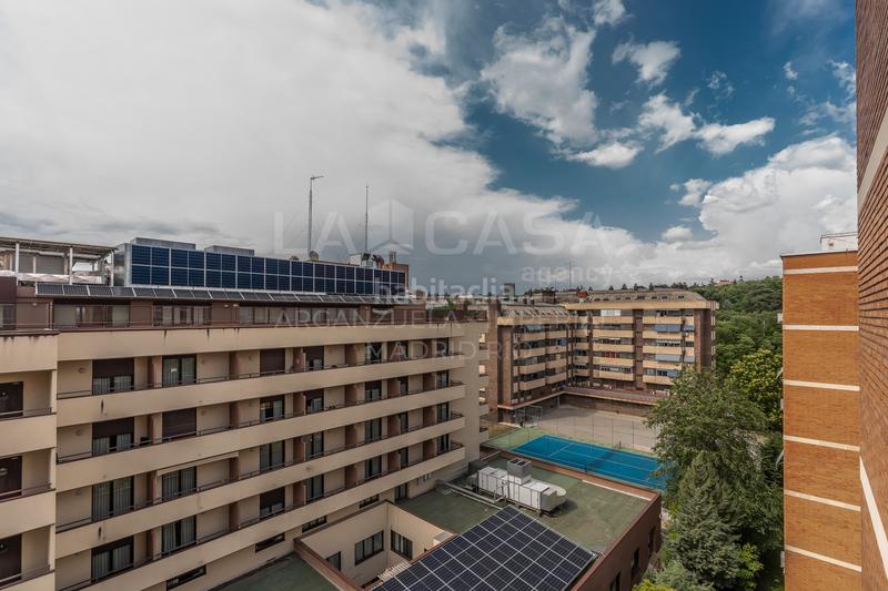 Foto c5d782eb-29c0-4e49-aac7-3049fd1b2527. Flat with heating in Casa de Campo Madrid