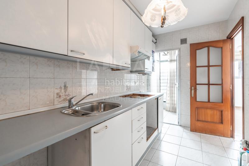 Foto f15c8feb-db0f-4088-a781-04f7f838d59a. Flat with heating in Casa de Campo Madrid