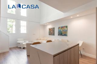 Dúplex a Cortes-Huertas. Dúplex en venta en paseo del prado