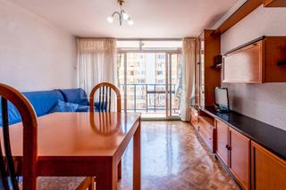 Pis a Bellvitge. Piso en venta en bellvitge