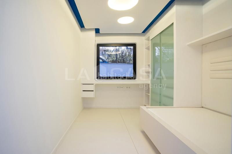Foto c2c7688f-8087-434f-bd4f-eb5be829b219. Piso  en venta en calle de clara campoamor , en Gavà