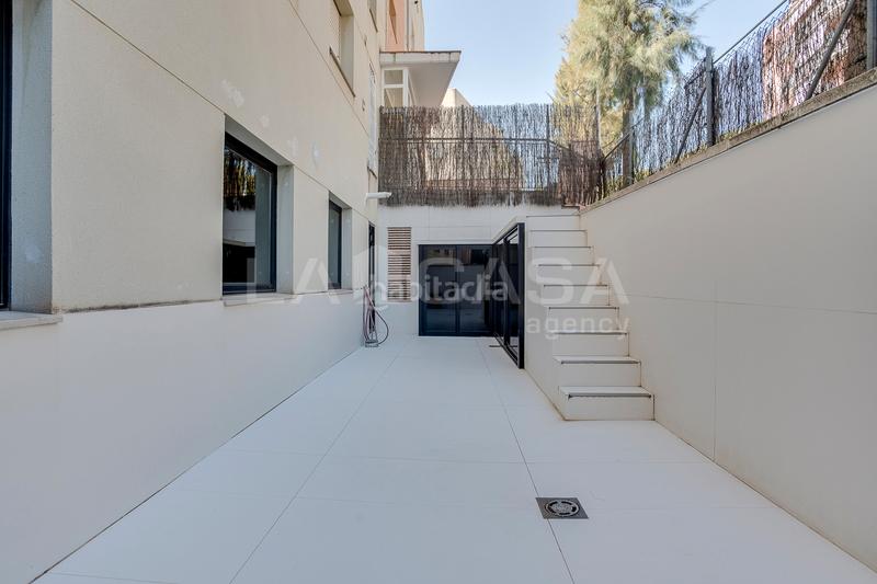 Foto e4f83667-c98b-4af6-b447-f5f7050d8f8b. Piso  en venta en calle de clara campoamor , en Gavà
