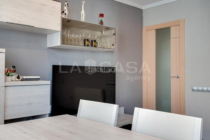 Foto c91edd73-fe55-47a3-940a-c2c5772ce3ba. Piso  en venta en Bufalà en Bufalà Badalona