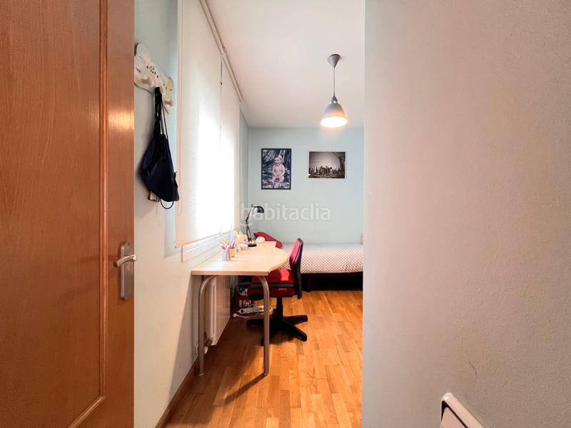 Foto eafec0cf-f0c7-4d8c-8248-2c6d371c2c9e. Chalet en El Camp de l´Arpa del Clot Barcelona