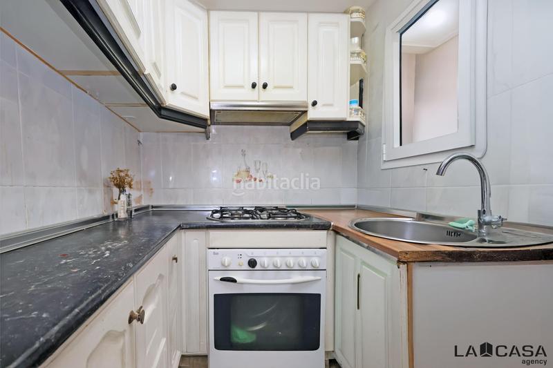 Foto 6d61313c-1f56-4a49-830b-4ea684e3d797. Piso la casa agency presenta oportunidad en Can Vidalet Esplugues de Llobregat