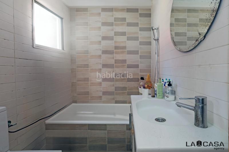 Foto e684e7b9-54b7-44e2-a6d8-f8039e7b4994. Piso la casa agency presenta oportunidad en Can Vidalet Esplugues de Llobregat