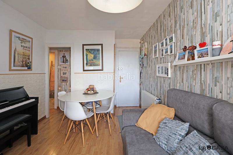 Foto 4a640572-8c2c-4090-acd3-d86d28ac4440. Piso la casa agency presenta oportunidad en Can Clota Esplugues de Llobregat