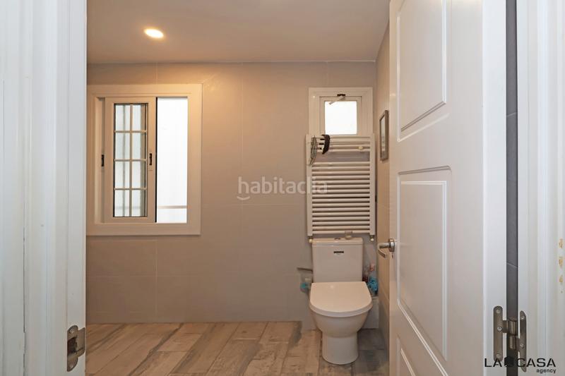 Foto 72e7c98a-ea51-4404-b3d8-a8ff31c0aa46. Piso la casa agency presenta oportunidad en Can Clota Esplugues de Llobregat