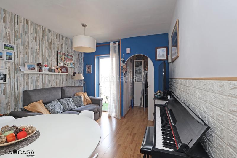 Foto 8b6e2b08-f928-42e3-8524-ff69bbf2a294. Piso la casa agency presenta oportunidad en Can Clota Esplugues de Llobregat