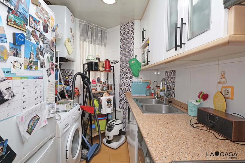 Foto d216eb2a-7043-4a74-9f71-8a2b77e6a0d7. Piso la casa agency presenta oportunidad en Can Clota Esplugues de Llobregat