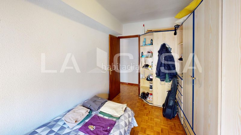 Foto 1f2e56e6-f762-4b75-b14e-c22a39e3591d. Pis a Ciutat Jardí Valencia