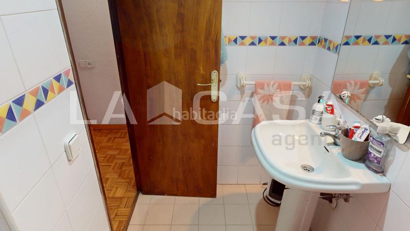 Foto eeab0096-ae53-4332-8016-c6b1359a09cc. Pis a Ciutat Jardí Valencia