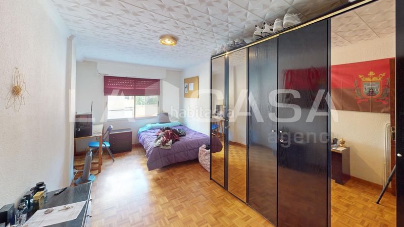 Foto f2ef84fb-4b4a-4007-9614-89438541cf8c. Pis a Ciutat Jardí Valencia