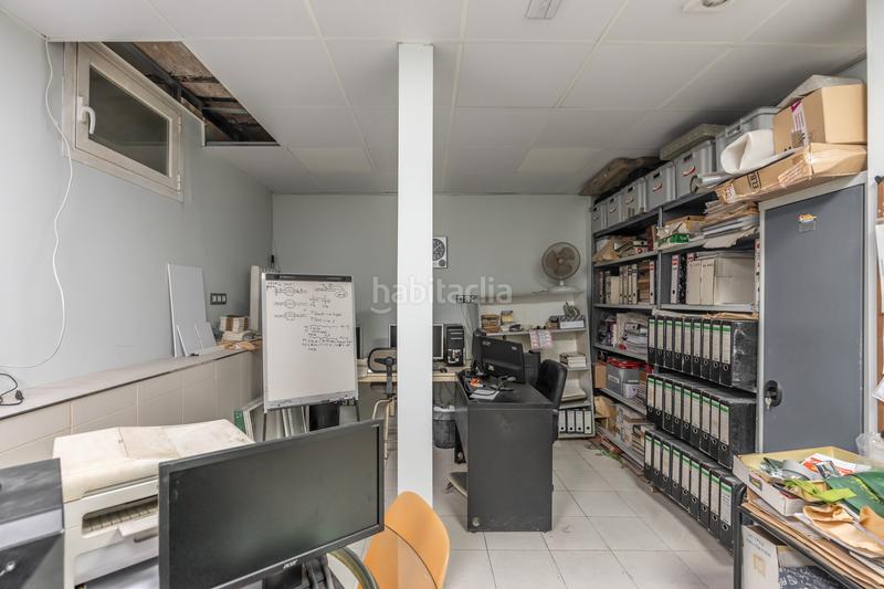 Foto 0c23280e-f24d-43e5-9f5c-250f0c25b982. Local comercial local en venta en calle de guillermo de osma en Madrid