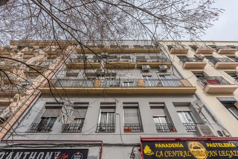 Foto 4f6b8f71-9dd6-43f3-a090-da0789054248. Local comercial local en venta en calle de guillermo de osma en Madrid
