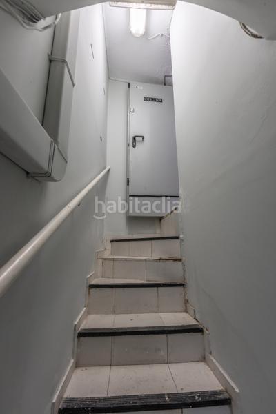 Foto 543e5830-c59a-4e87-84b7-b54c9a9896a7. Local comercial local en venta en calle de guillermo de osma en Madrid