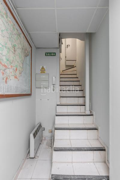 Foto 6c203f7f-a9db-4e10-bcad-4eb32b97c7ed. Local comercial local en venta en calle de guillermo de osma en Madrid