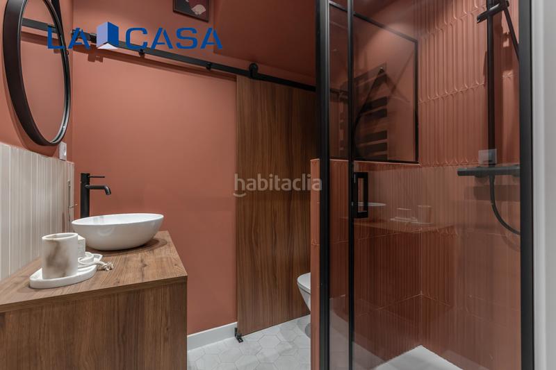 Foto 2f5cf5b5-bff2-4486-95cd-952494392c77. Piso  en venta en calle prudencio álvaro en Quintana Madrid