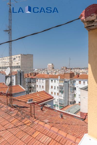 Foto 45d843b0-a431-4b8d-be7b-afefa146f480. Piso  en venta en calle prudencio álvaro en Quintana Madrid