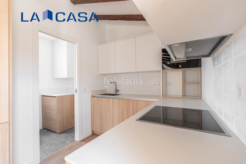 Foto adef0e38-378c-4f20-b779-f83e82963dc5. Piso  en venta en calle prudencio álvaro en Quintana Madrid
