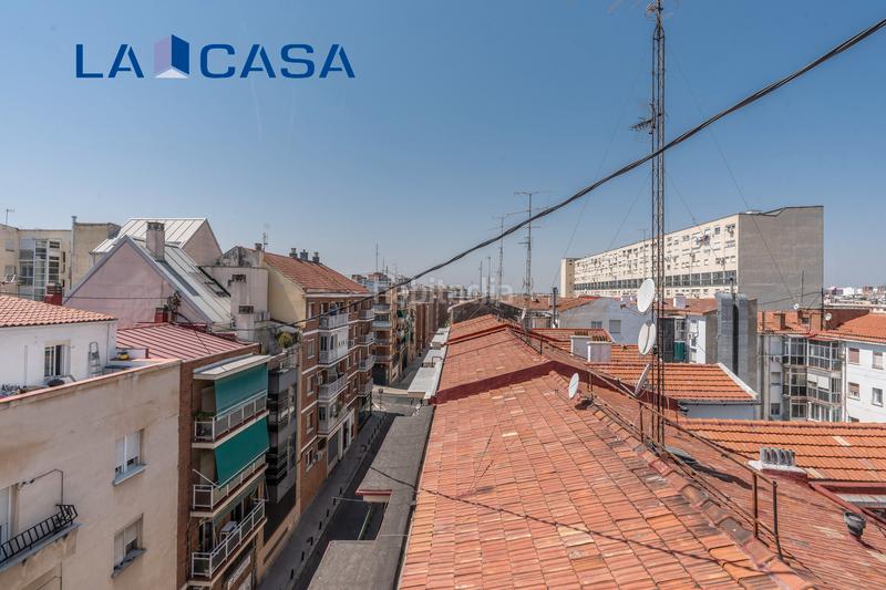 Foto f4ea6cef-2dda-4190-ad27-c4b71c6d67ed. Piso  en venta en calle prudencio álvaro en Quintana Madrid
