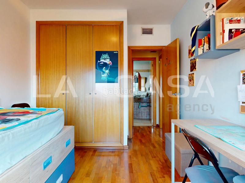 Foto 9d9b202e-4261-40f7-97f4-8119ca6bf338. Piso en Aiora Valencia