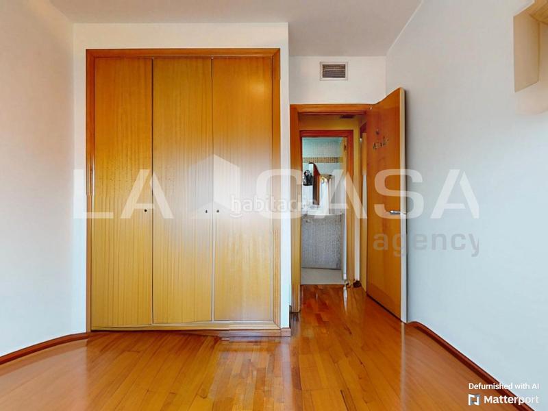 Foto bebaa9e2-a24d-43da-8bb0-54b4e094bb71. Piso en Aiora Valencia