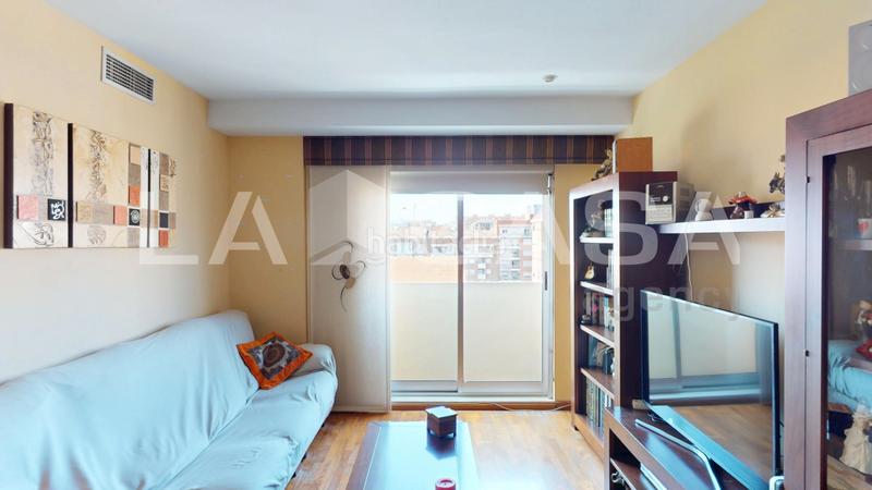Foto c3587b2e-b971-4a8b-8c9b-c39832863dd2. Piso en Aiora Valencia