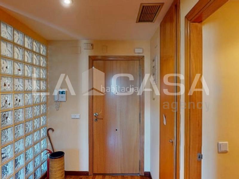 Foto e507272e-172a-4f3f-a95b-d6e8a0365333. Piso en Aiora Valencia