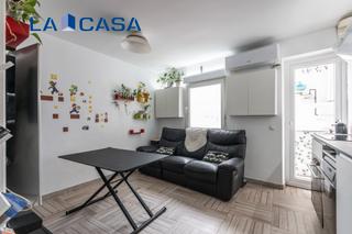 Appartement à Valdeacederas. Piso en venta en calle del plátano