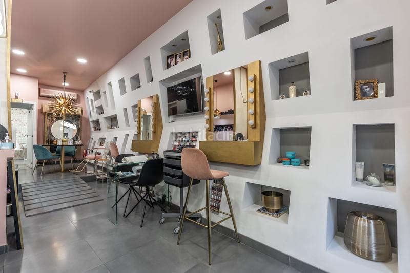 Foto ac201d78-6b76-4123-9042-d82c2d08cbc7. Local comercial local en rentabilidad en venta en calle de carlos arniches en Madrid
