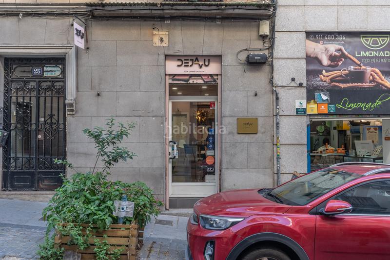 Foto b5cfbc2e-550b-4868-ac30-d09da63269b4. Local comercial local en rentabilidad en venta en calle de carlos arniches en Madrid