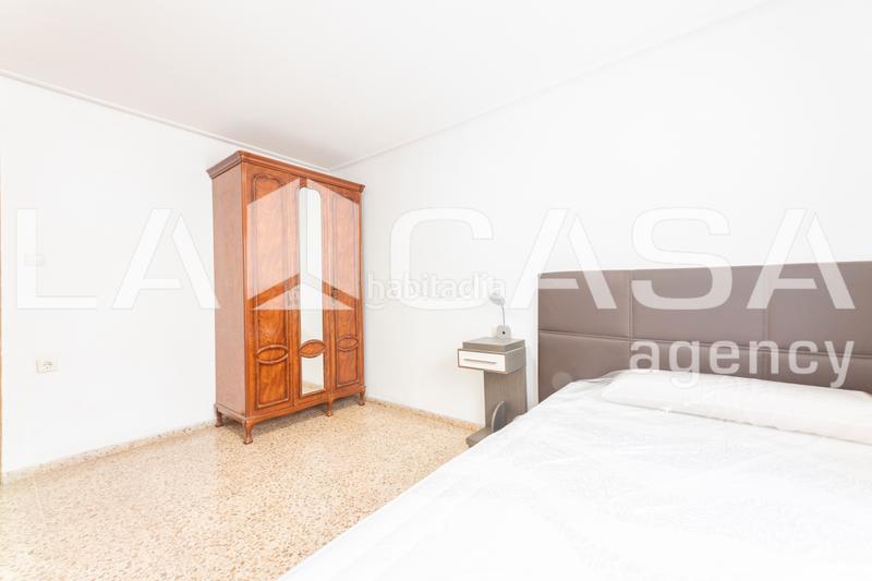 Foto cd4cfaac-22fa-47c8-809b-d30bb025380e. Piso en Aiora Valencia
