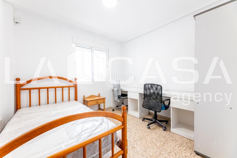 Foto e844b572-6e38-47d7-b9f5-0117da1f586f. Piso en Aiora Valencia